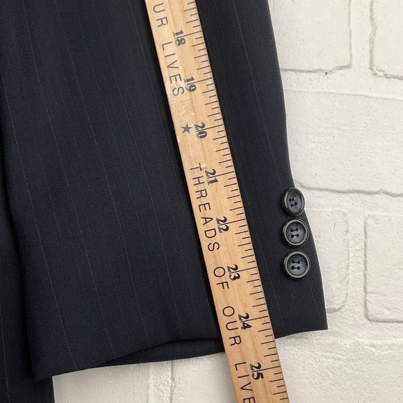 Caravelli Suit Mens 42R 33W 28L Blue Pinstripe Superior 150s Hightech Classic - Picture 12 of 16
